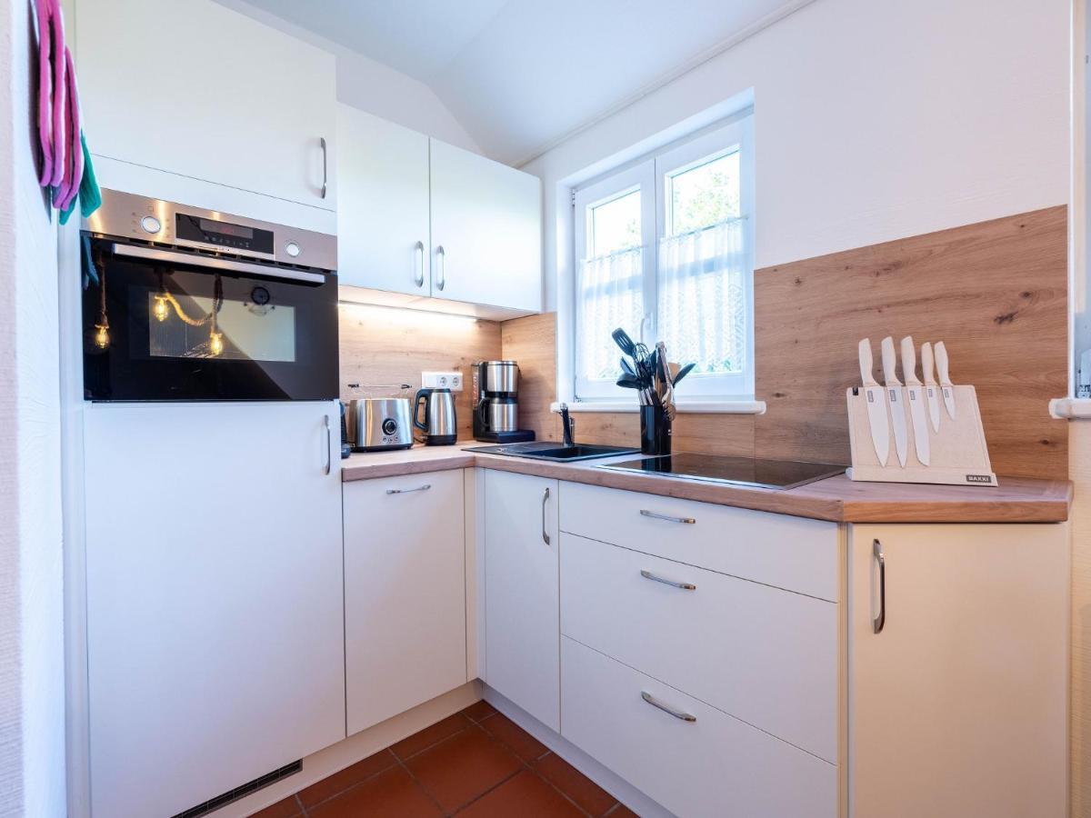 Feriendorf Rugana - Komfort Appartement Mit 1 Schlafzimmer B12 Dranske Luaran gambar