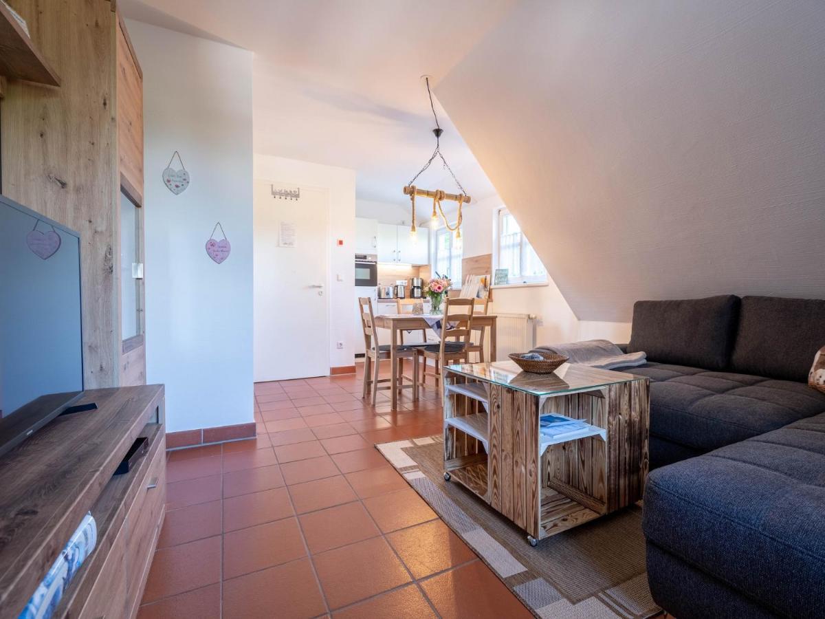 Feriendorf Rugana - Komfort Appartement Mit 1 Schlafzimmer B12 Dranske Luaran gambar